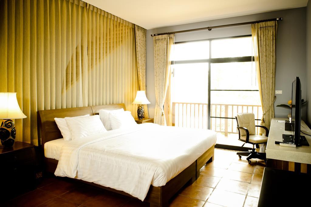 Phukumhom Khao Yai Hotel Wangkata Buitenkant foto