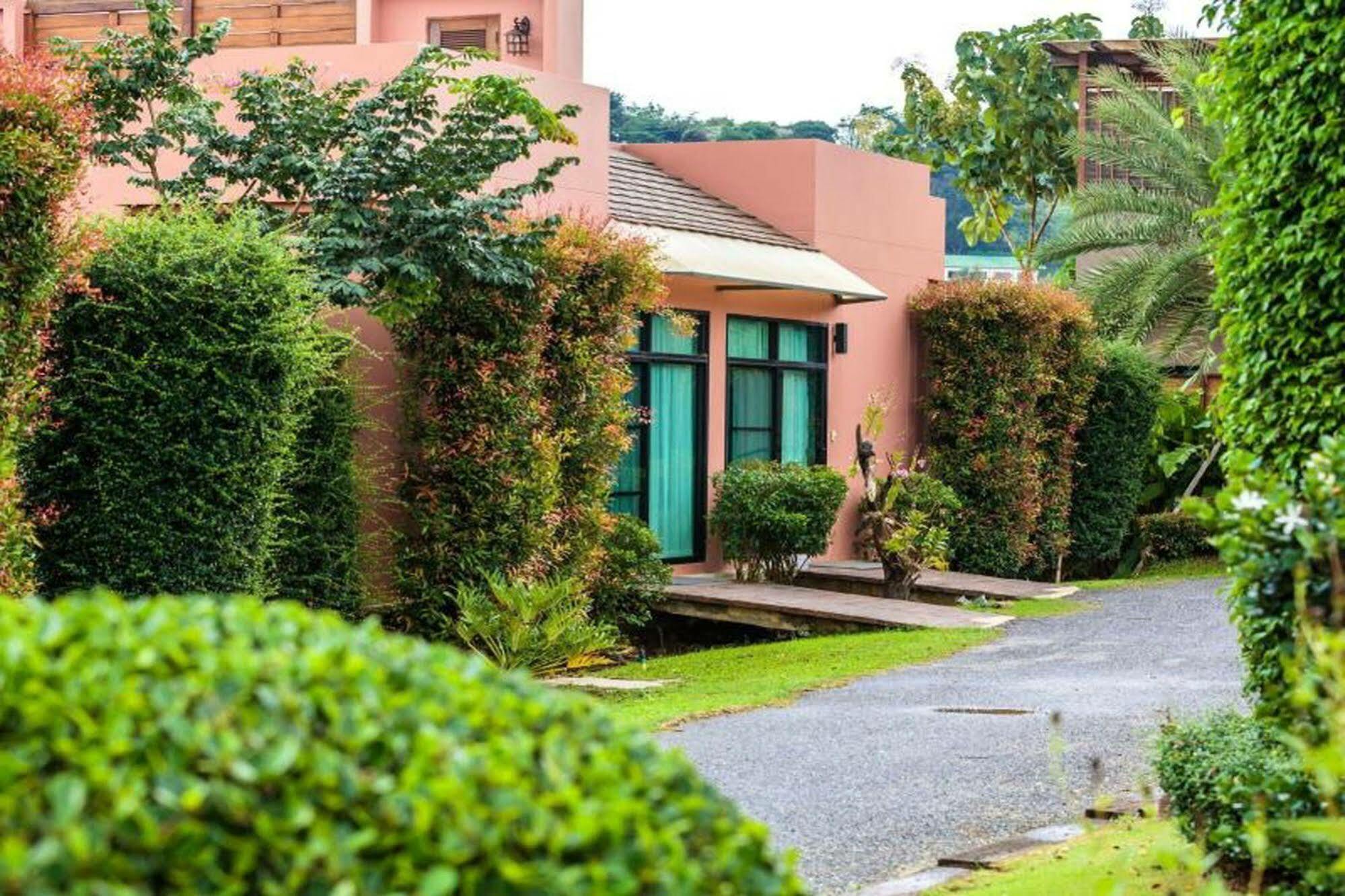 Phukumhom Khao Yai Hotel Wangkata Buitenkant foto