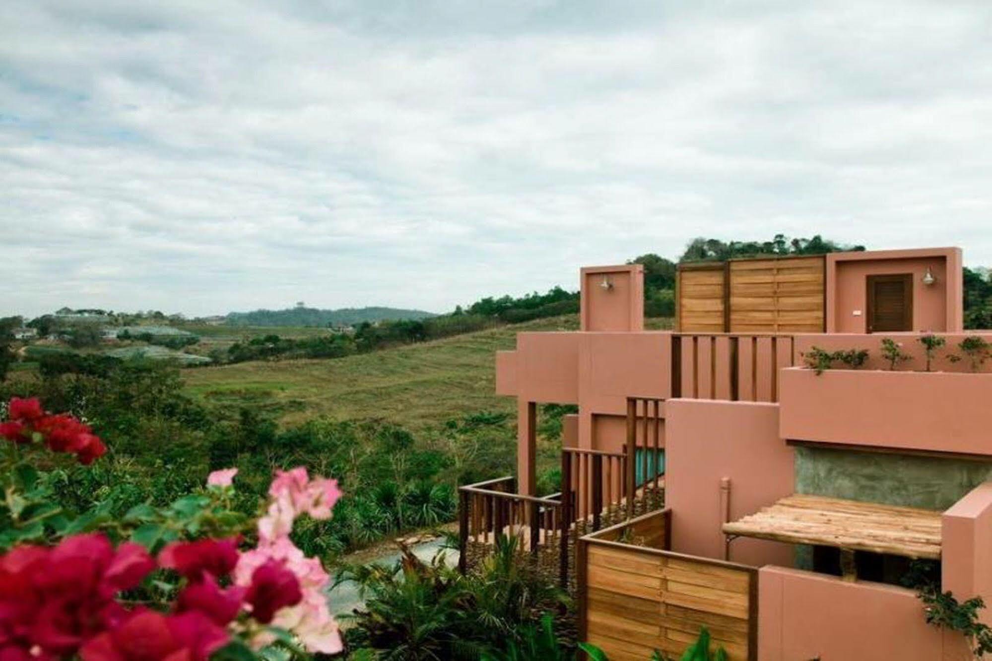 Phukumhom Khao Yai Hotel Wangkata Buitenkant foto
