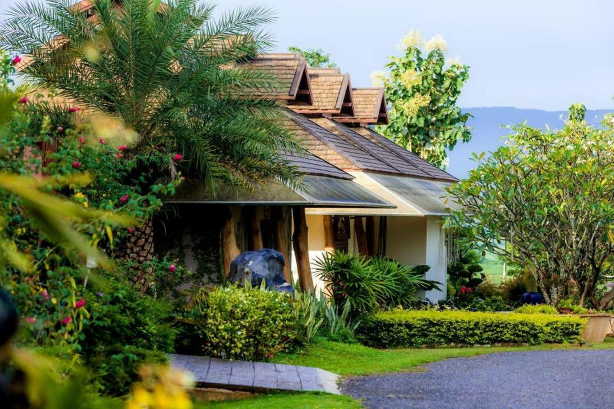 Phukumhom Khao Yai Hotel Wangkata Buitenkant foto