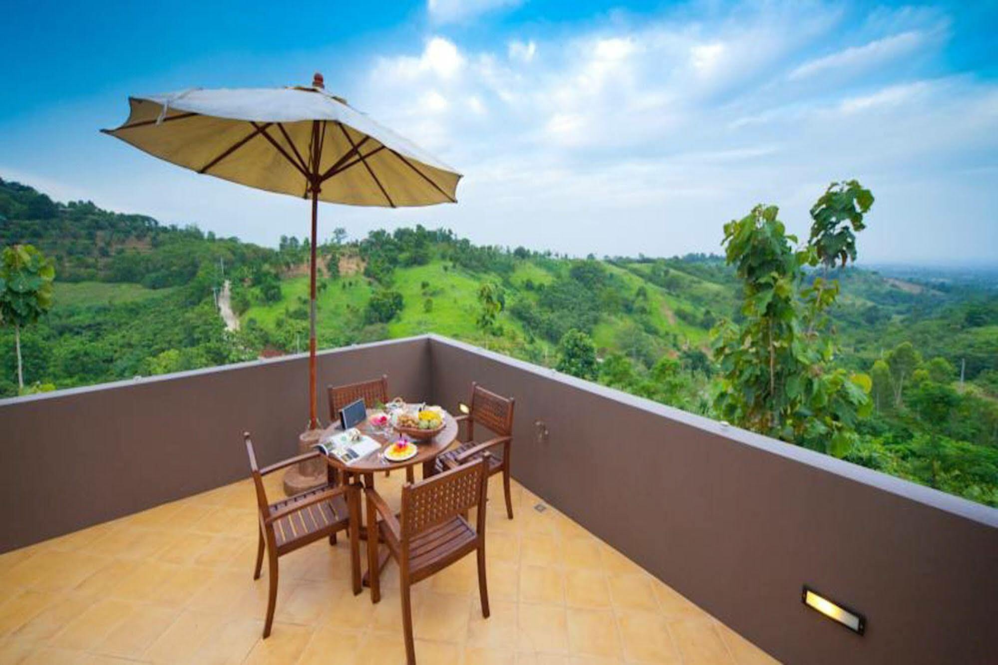 Phukumhom Khao Yai Hotel Wangkata Buitenkant foto