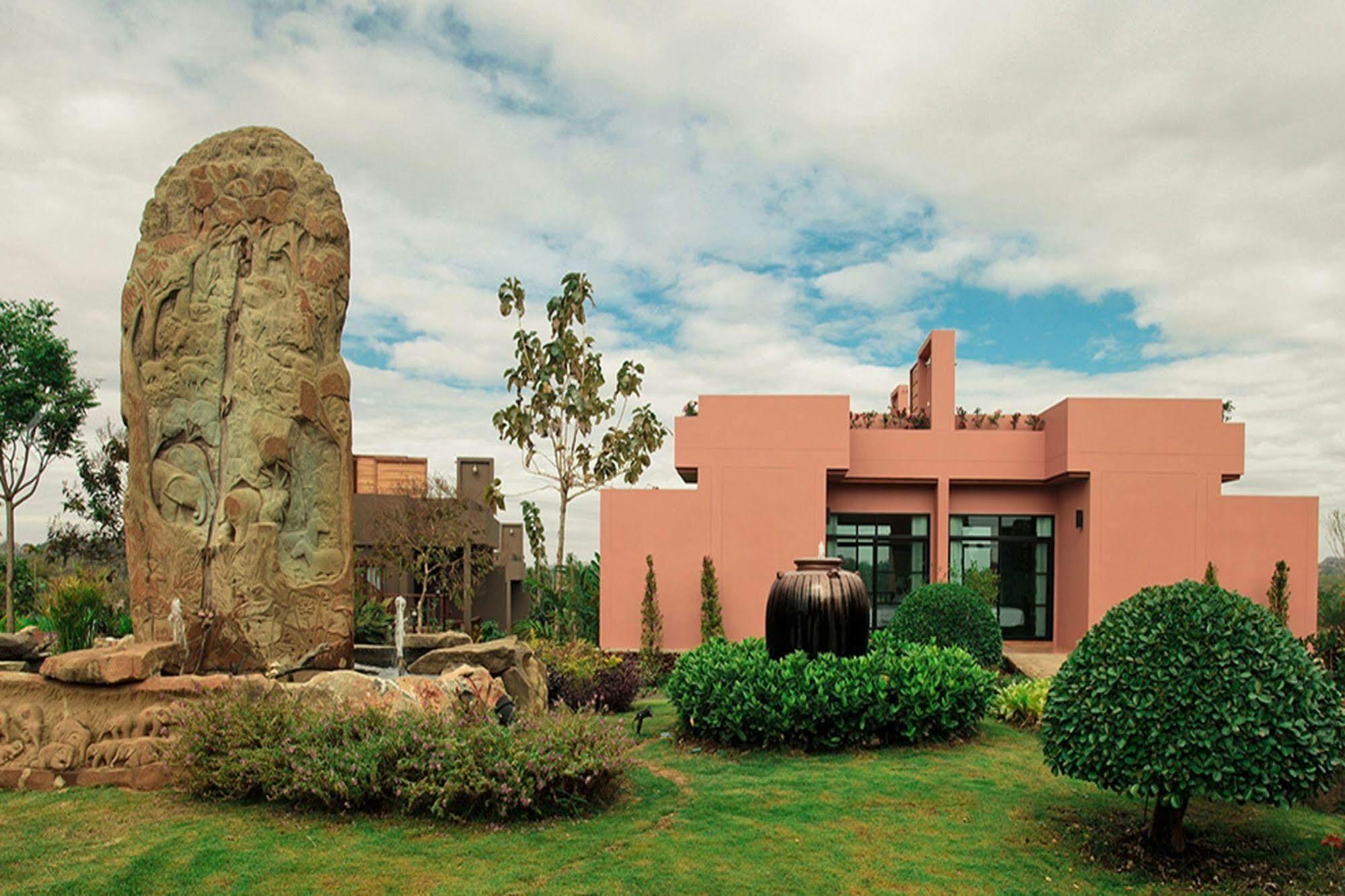 Phukumhom Khao Yai Hotel Wangkata Buitenkant foto